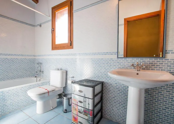 Bou - Plusholidays *